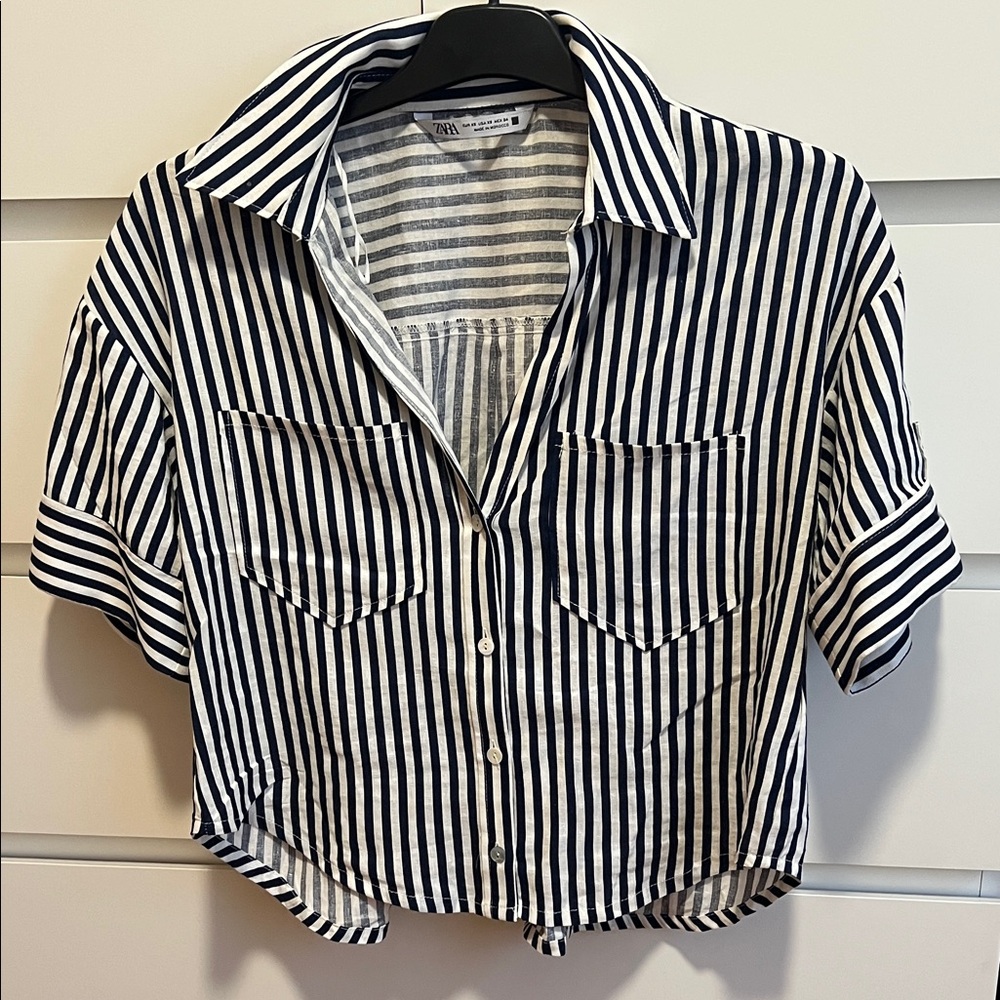 Zara Navy and White Striped Cropped Shirt